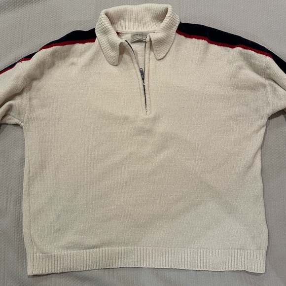 Urban Outfitters Sweater - Picture 3 of 7